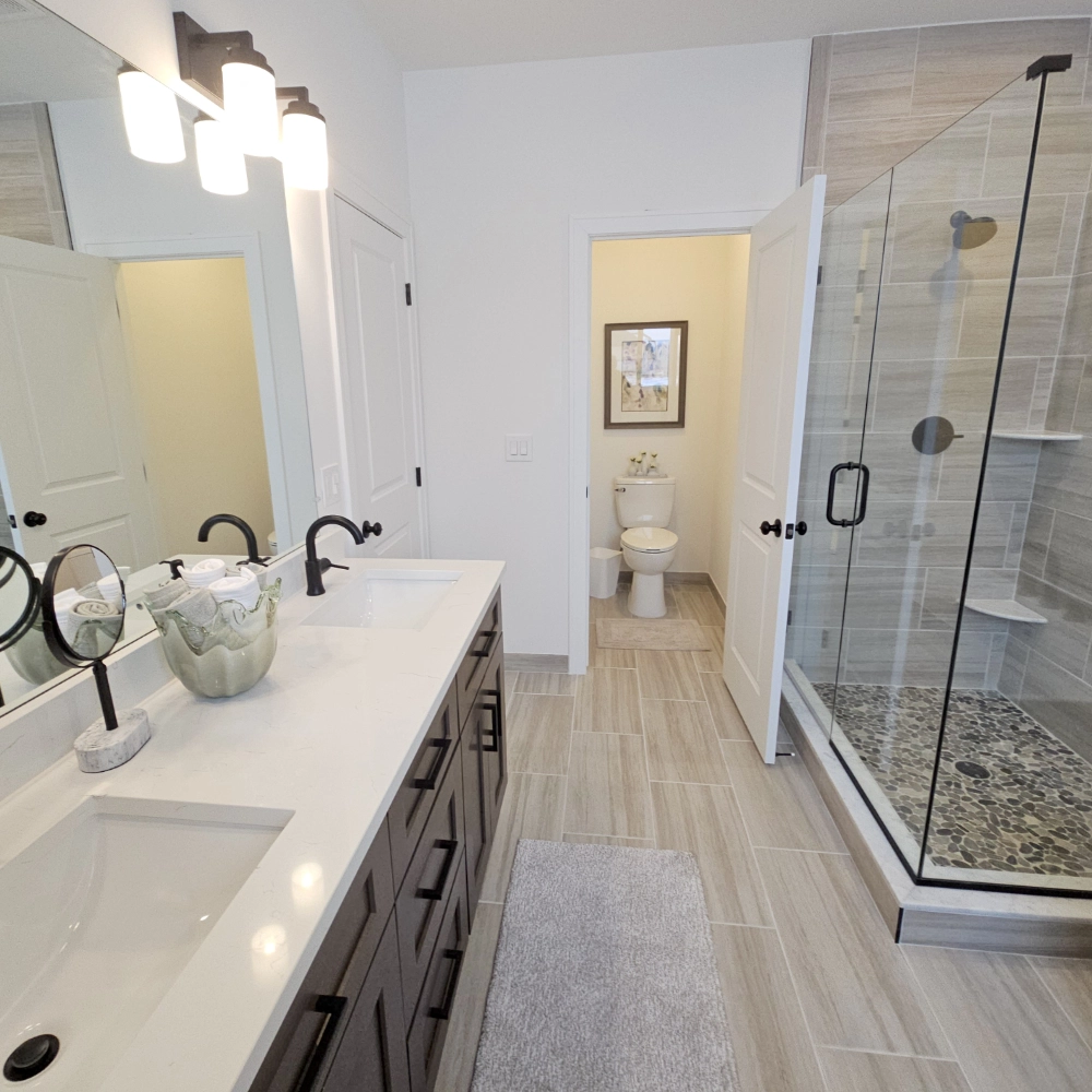 Double Bathroom - Mistwood Model Home Macomb MI